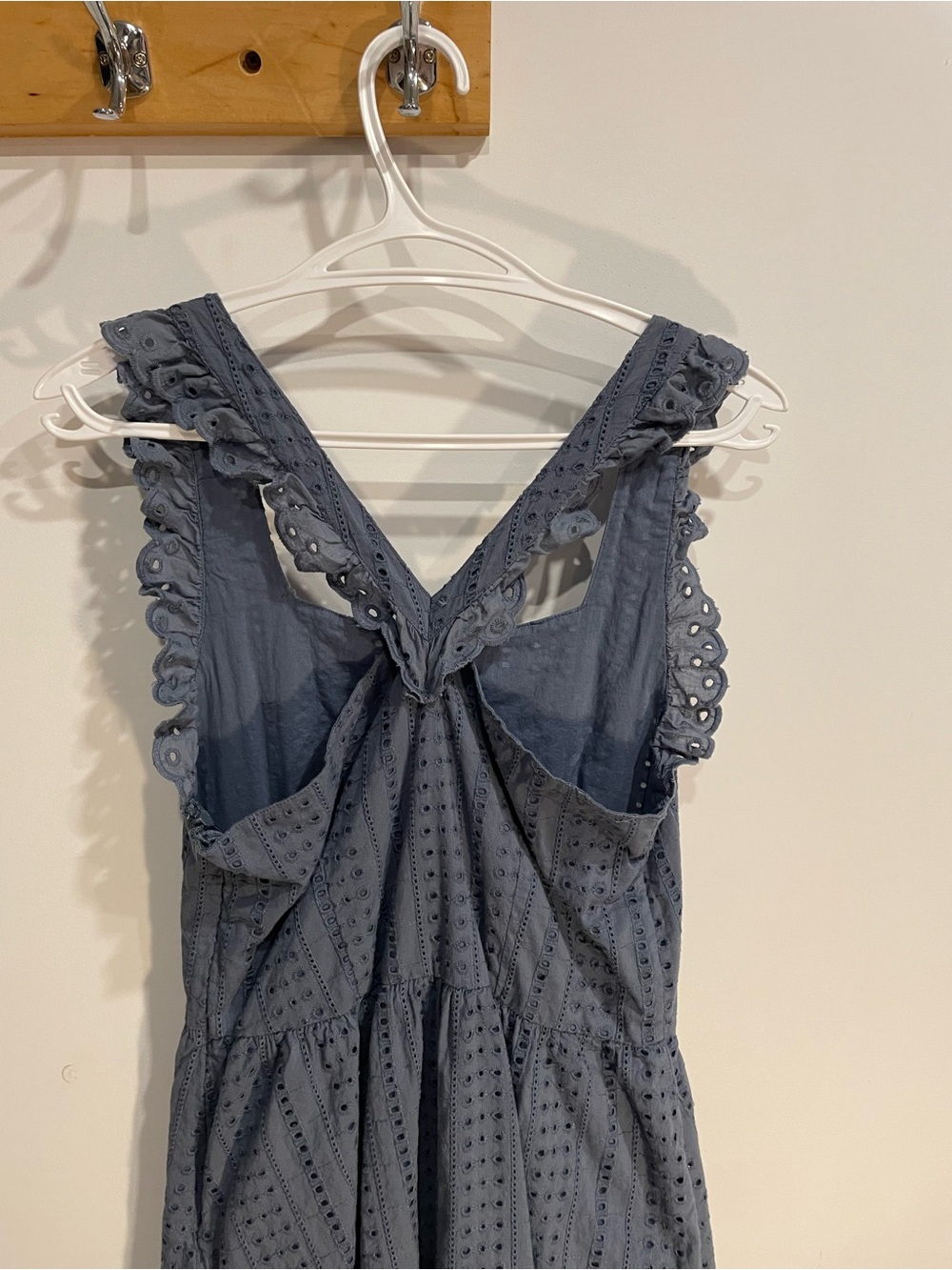 Sleeveless Eyelet Sundress in Blue - Picture 6 of 8